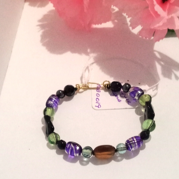 Bracelet - Picture 2 of 2